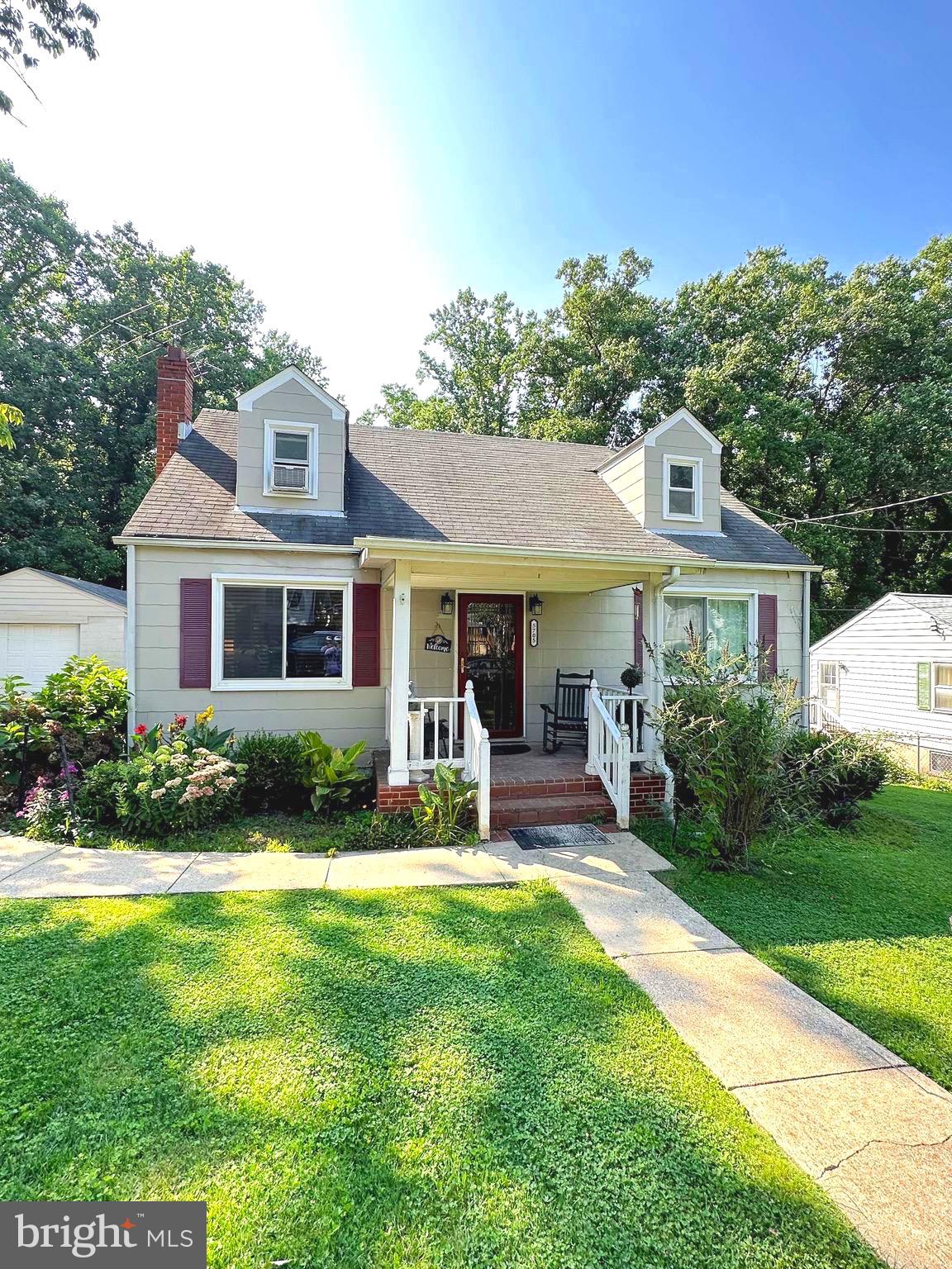 TEMPLE HILLS - Residential