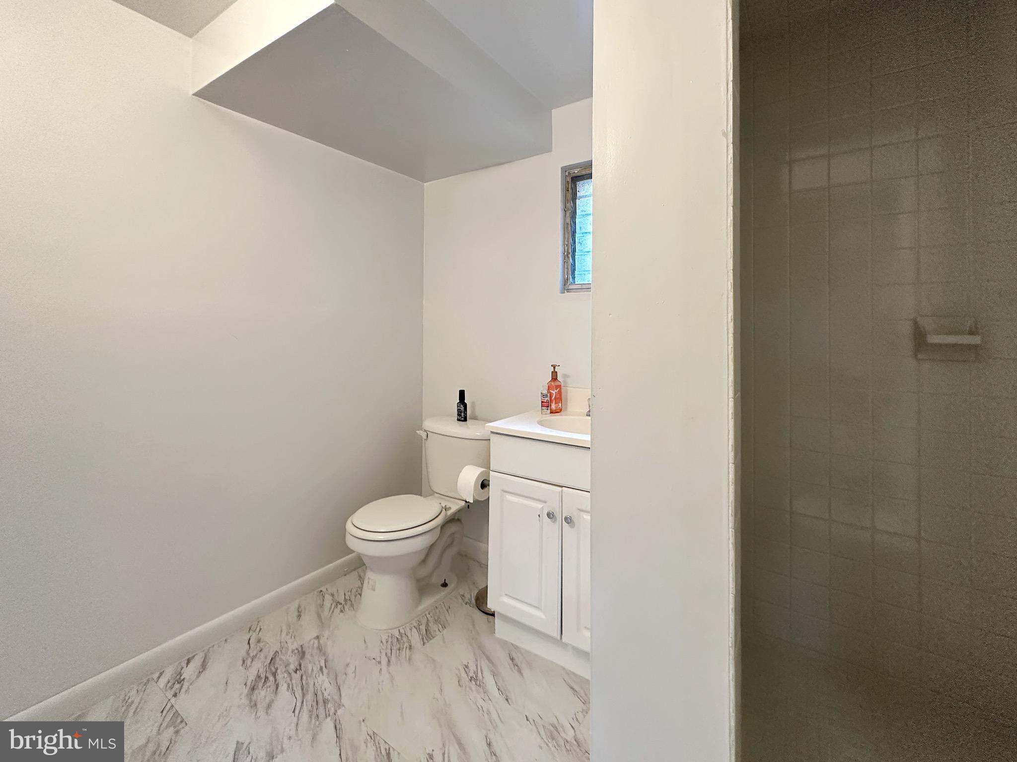 TEMPLE HILLS - Residential