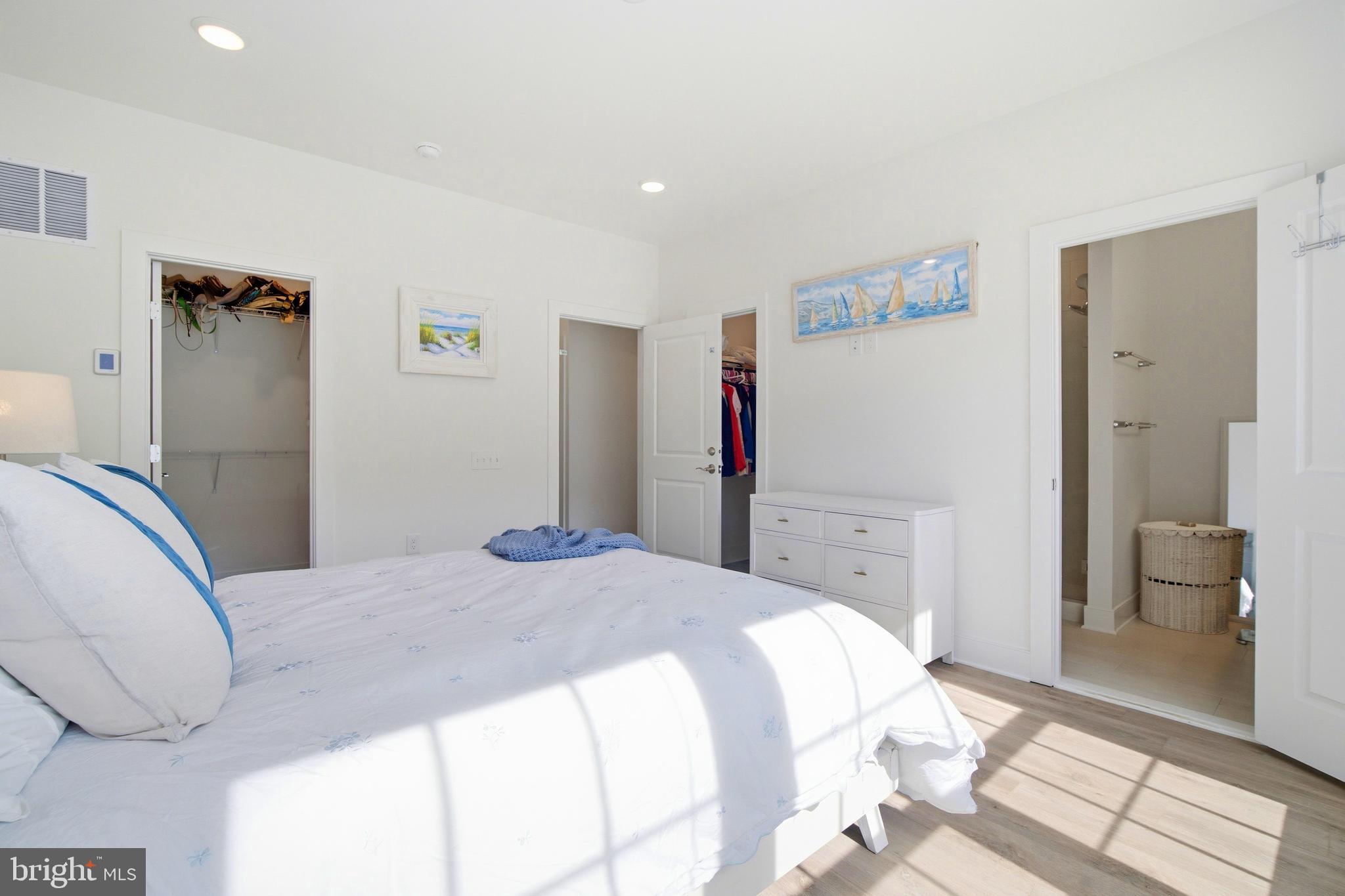 BOULEVARD VI TOWNS - Residential