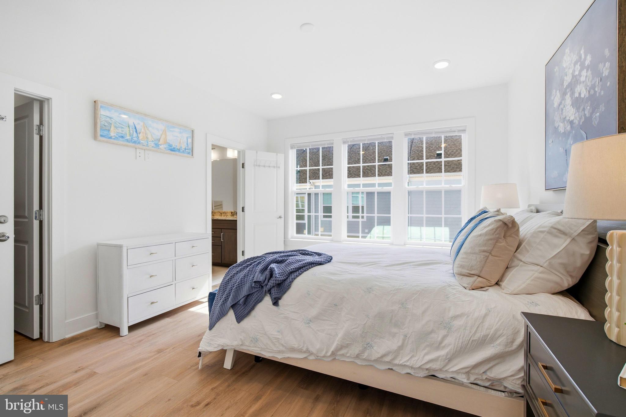 BOULEVARD VI TOWNS - Residential