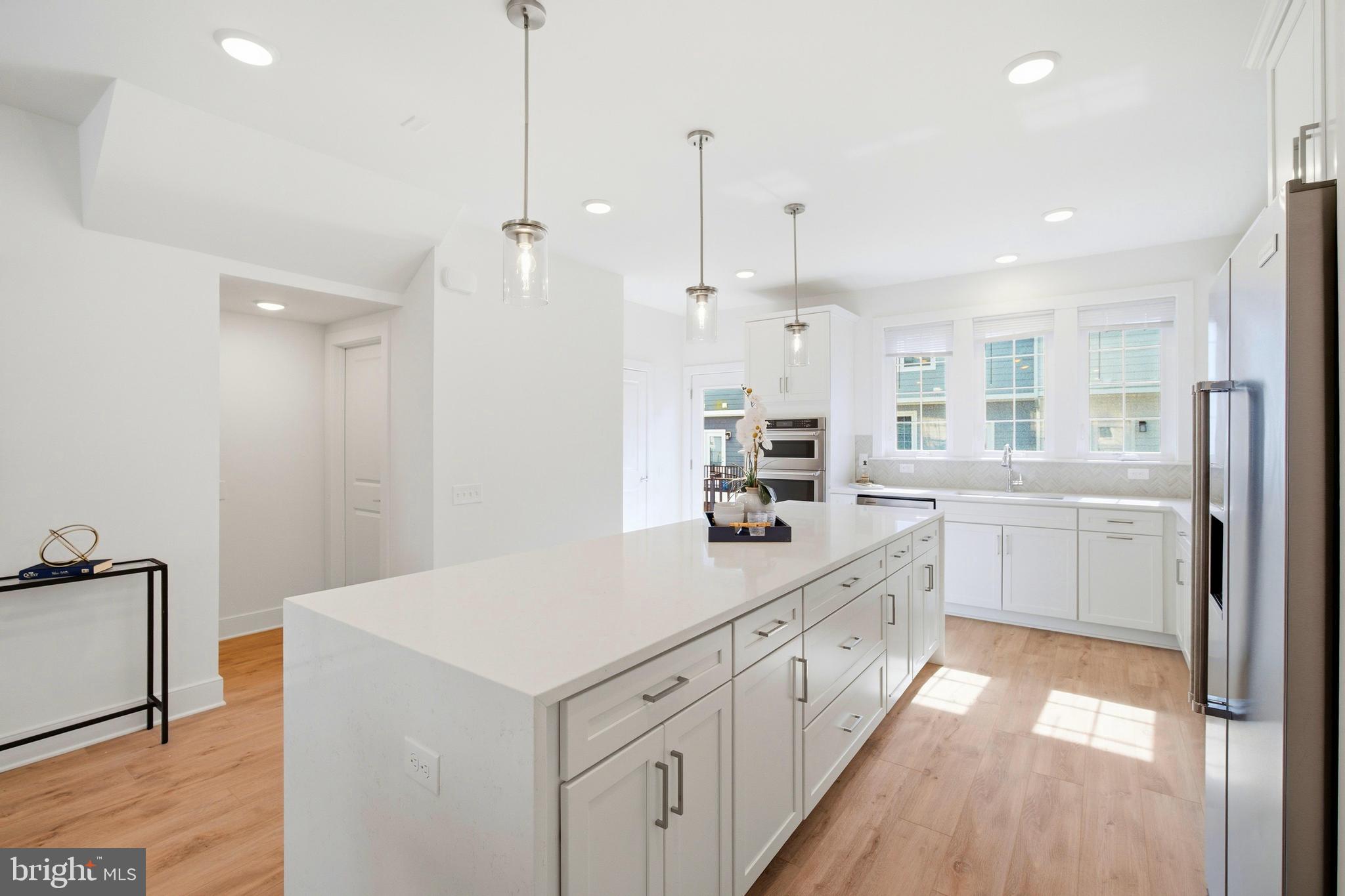 BOULEVARD VI TOWNS - Residential