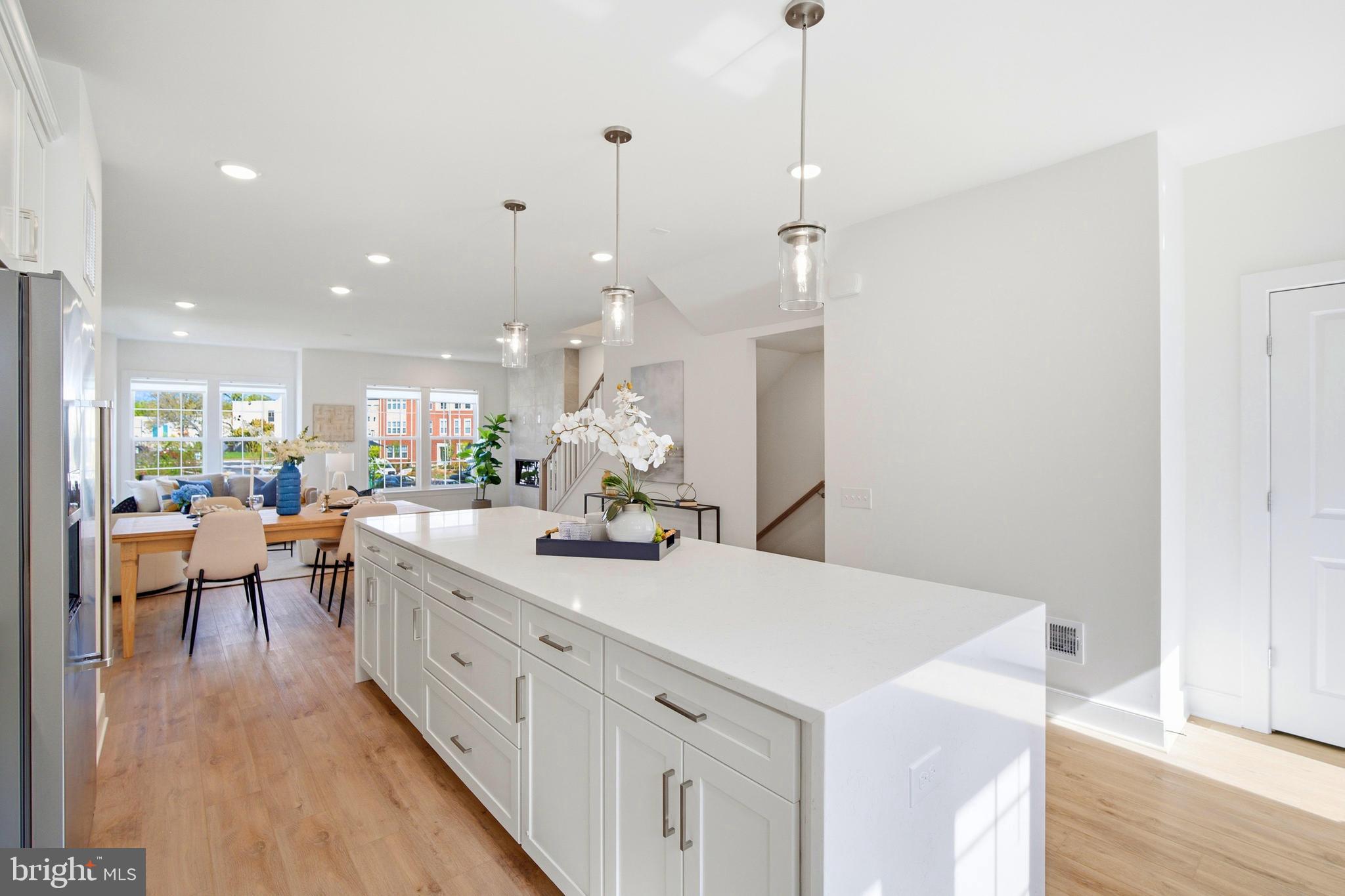 BOULEVARD VI TOWNS - Residential