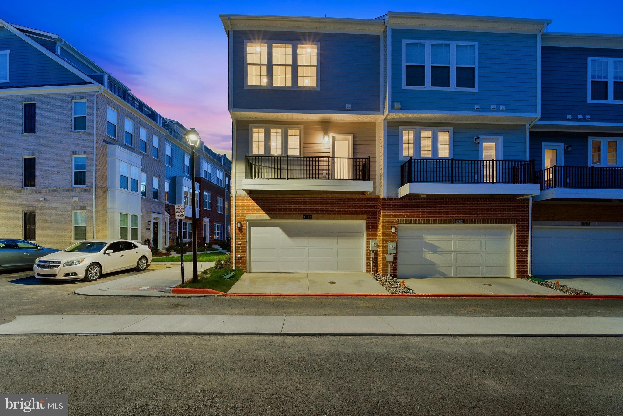 BOULEVARD VI TOWNS - Residential