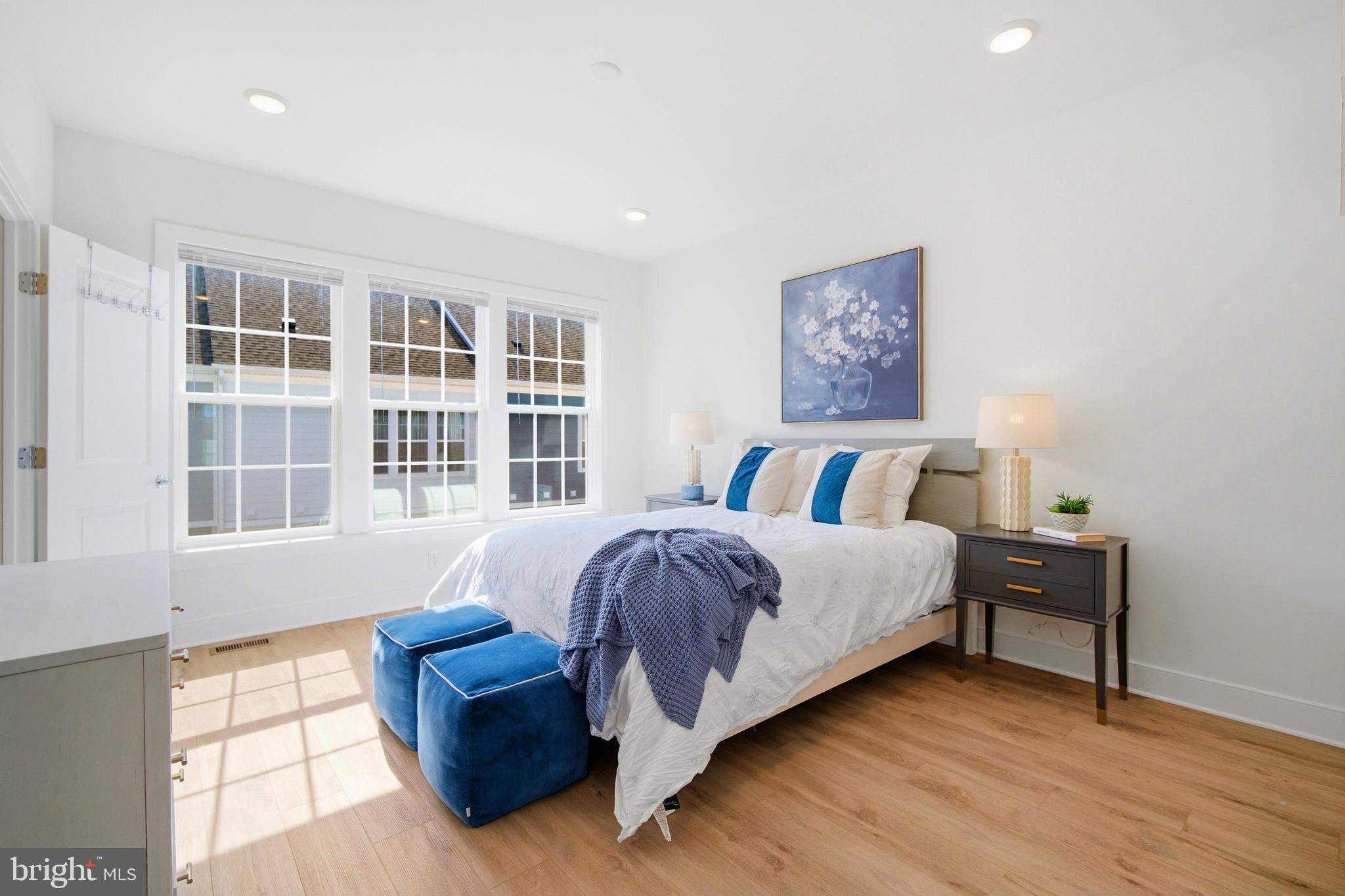 BOULEVARD VI TOWNS - Residential