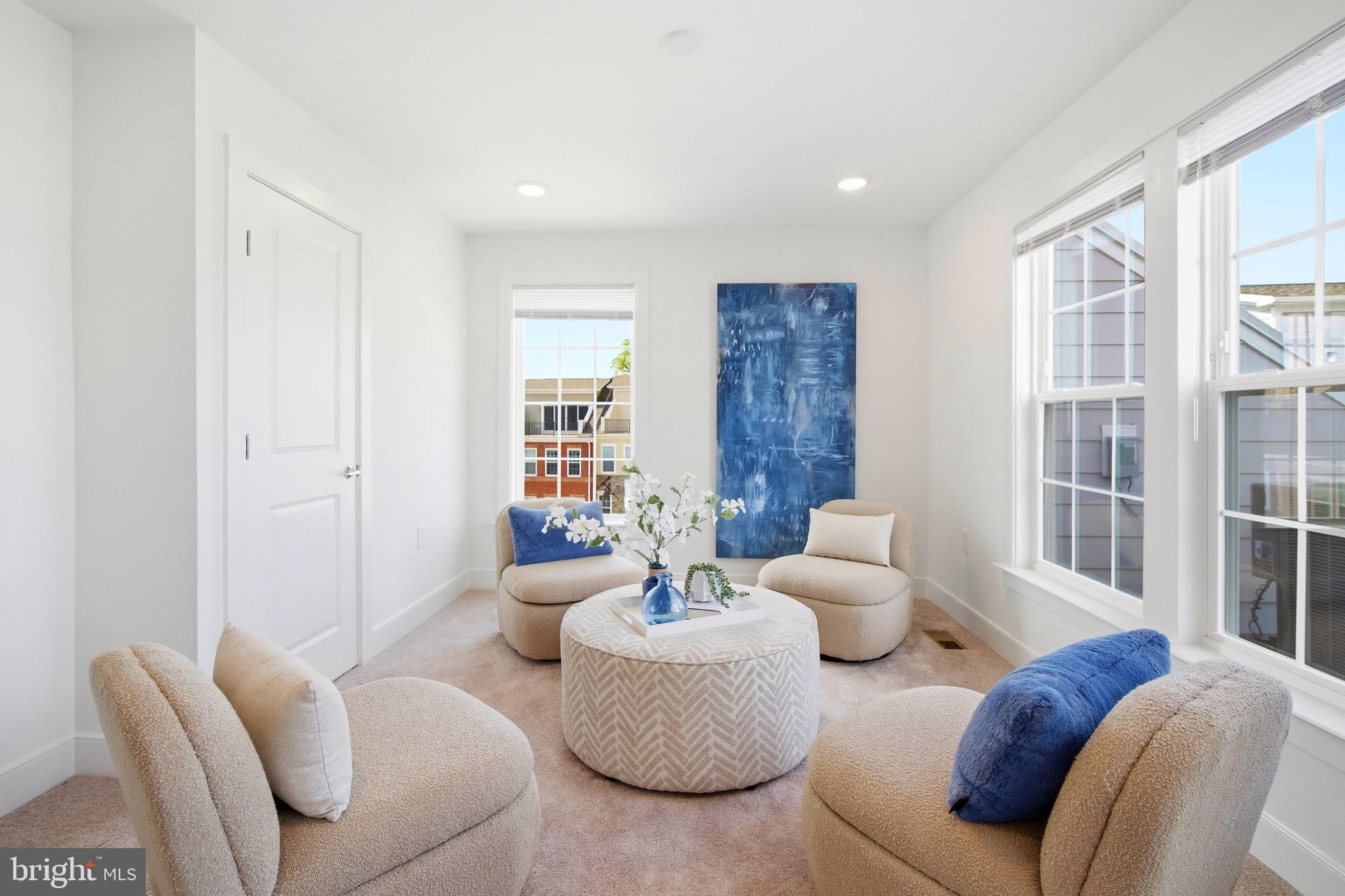 BOULEVARD VI TOWNS - Residential