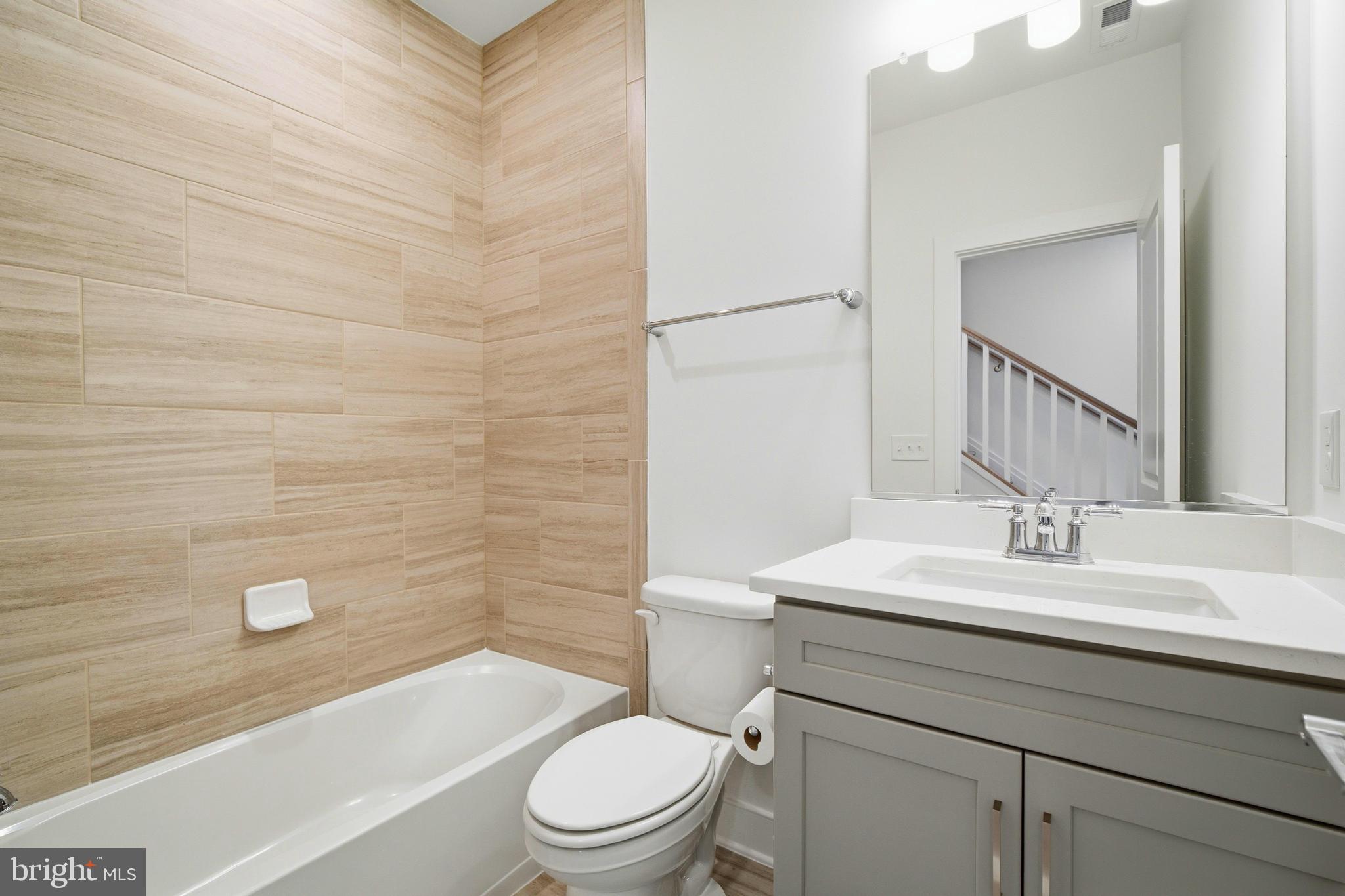 BOULEVARD VI TOWNS - Residential