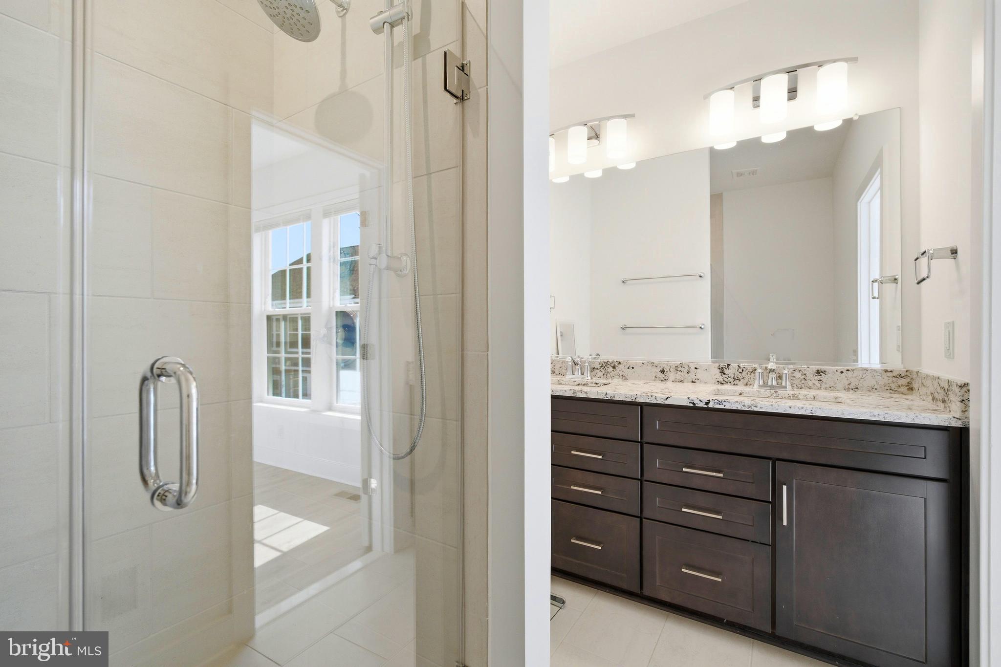 BOULEVARD VI TOWNS - Residential