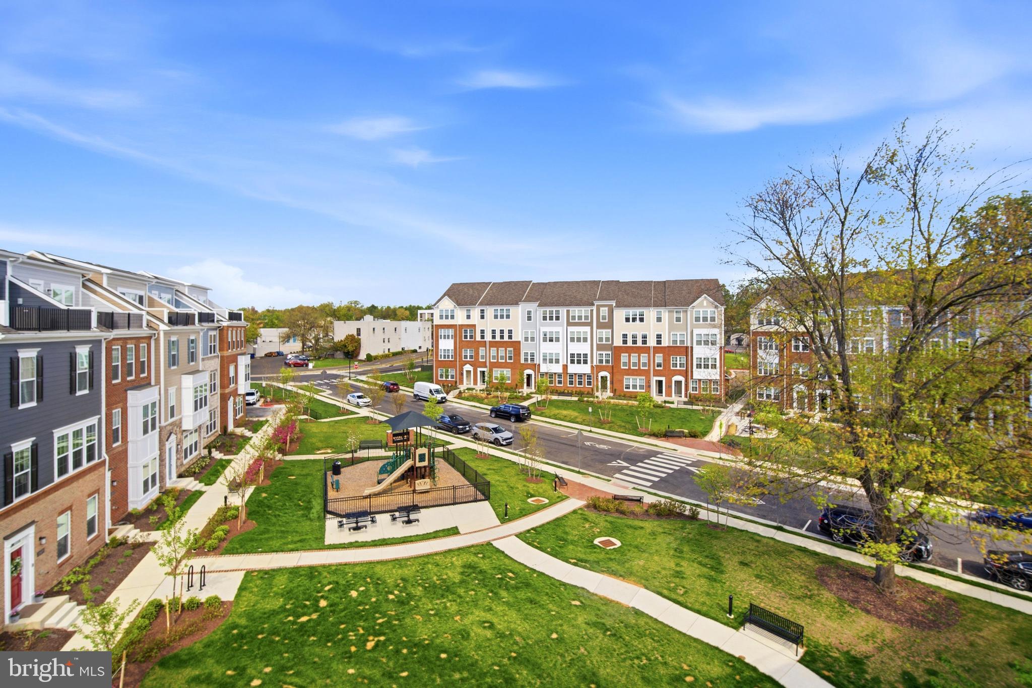 BOULEVARD VI TOWNS - Residential