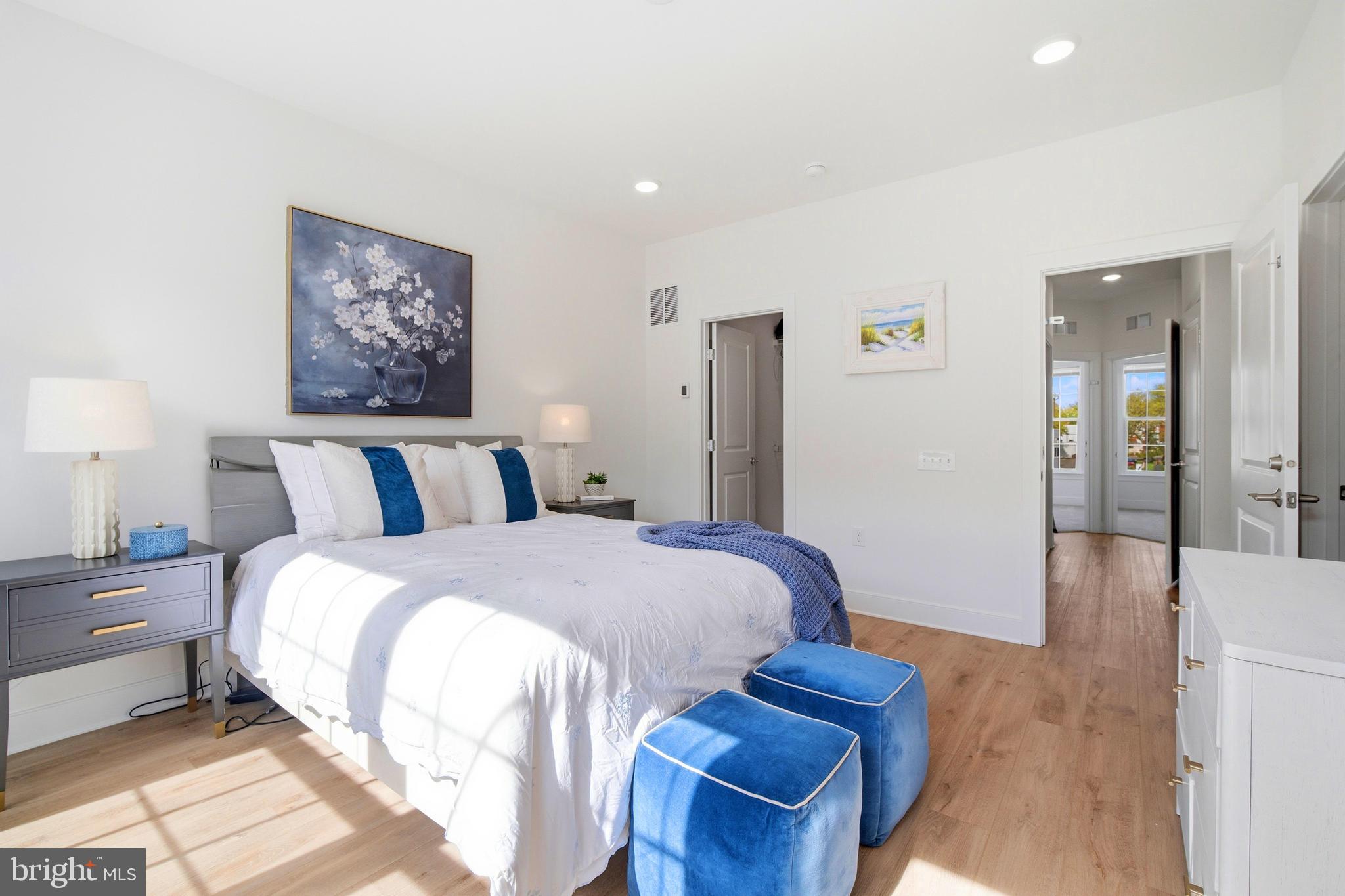 BOULEVARD VI TOWNS - Residential