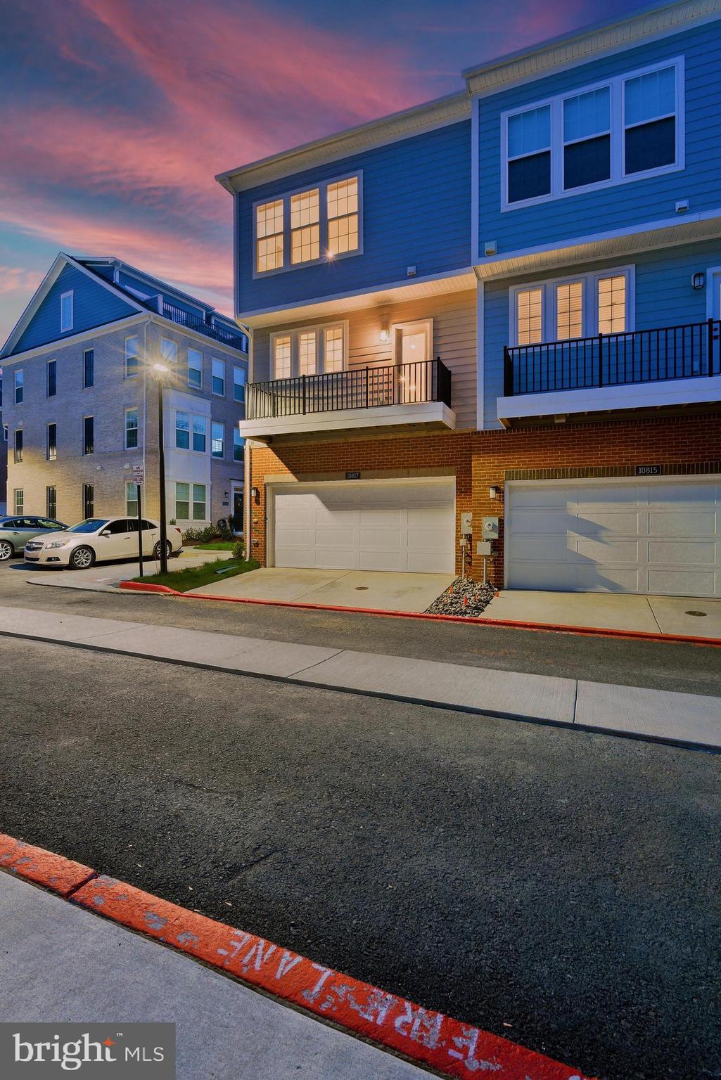 BOULEVARD VI TOWNS - Residential