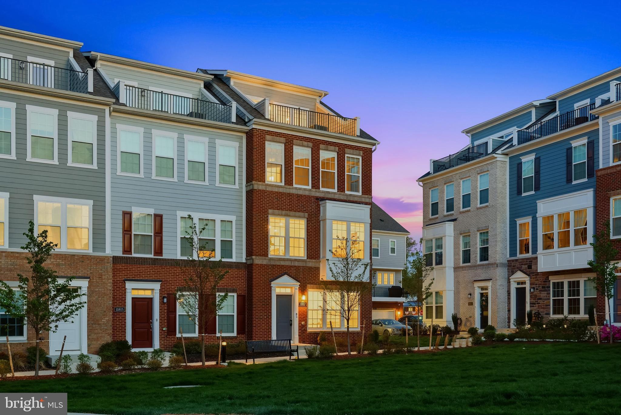 BOULEVARD VI TOWNS - Residential