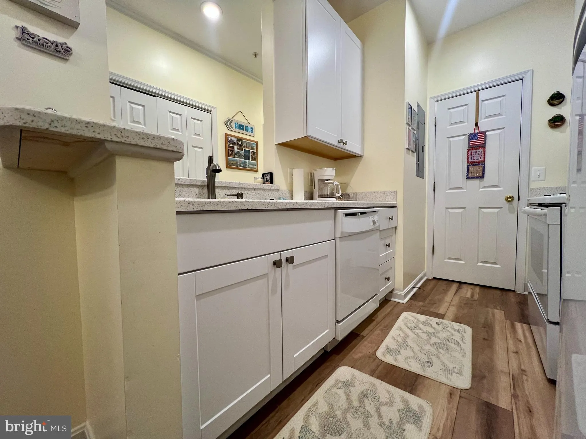 Rehoboth Beach, Delaware 19971, United States, 2 Bedrooms Bedrooms, ,2 BathroomsBathrooms,Residential,Active,184231