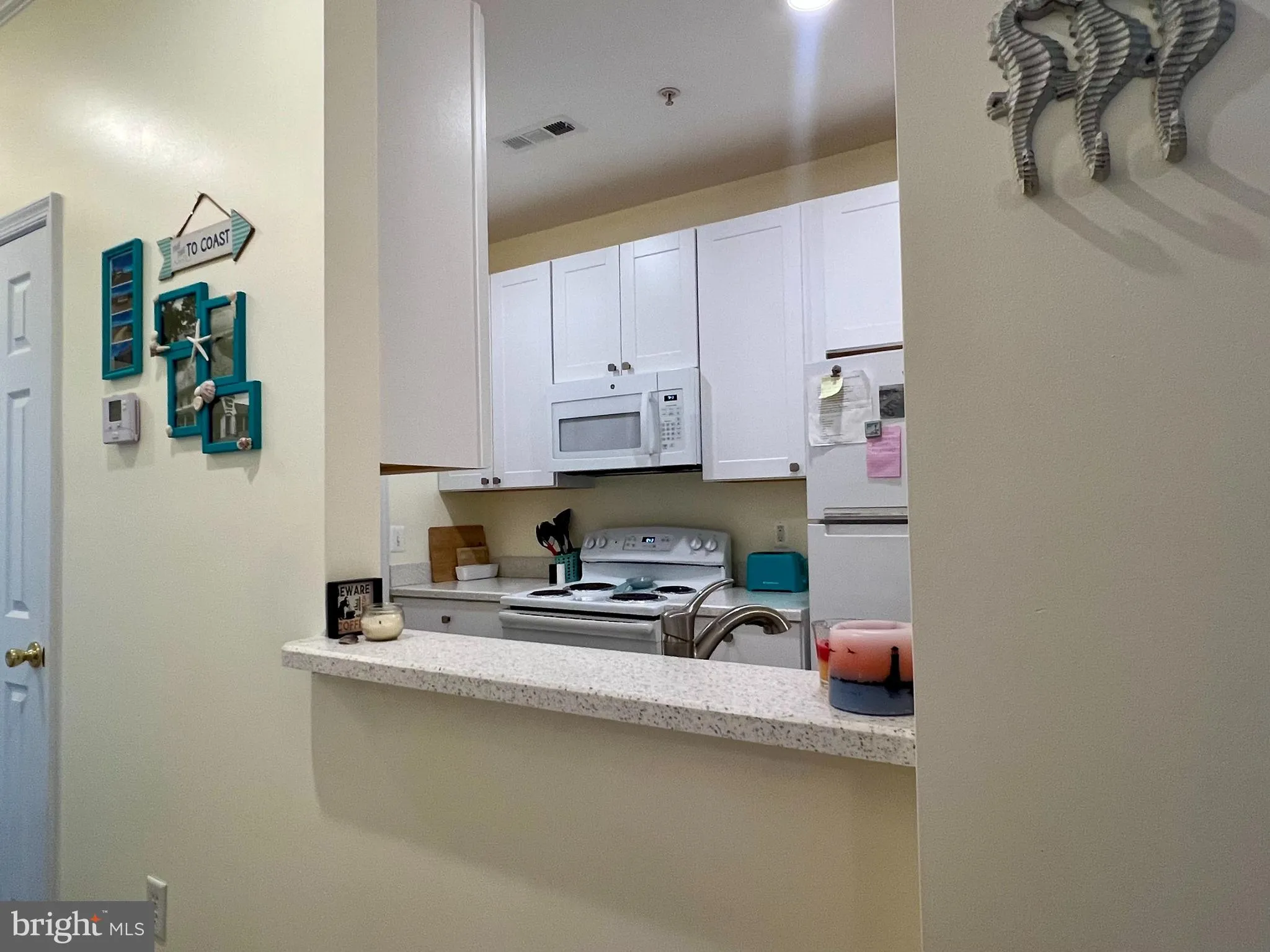 Rehoboth Beach, Delaware 19971, United States, 2 Bedrooms Bedrooms, ,2 BathroomsBathrooms,Residential,Active,184231