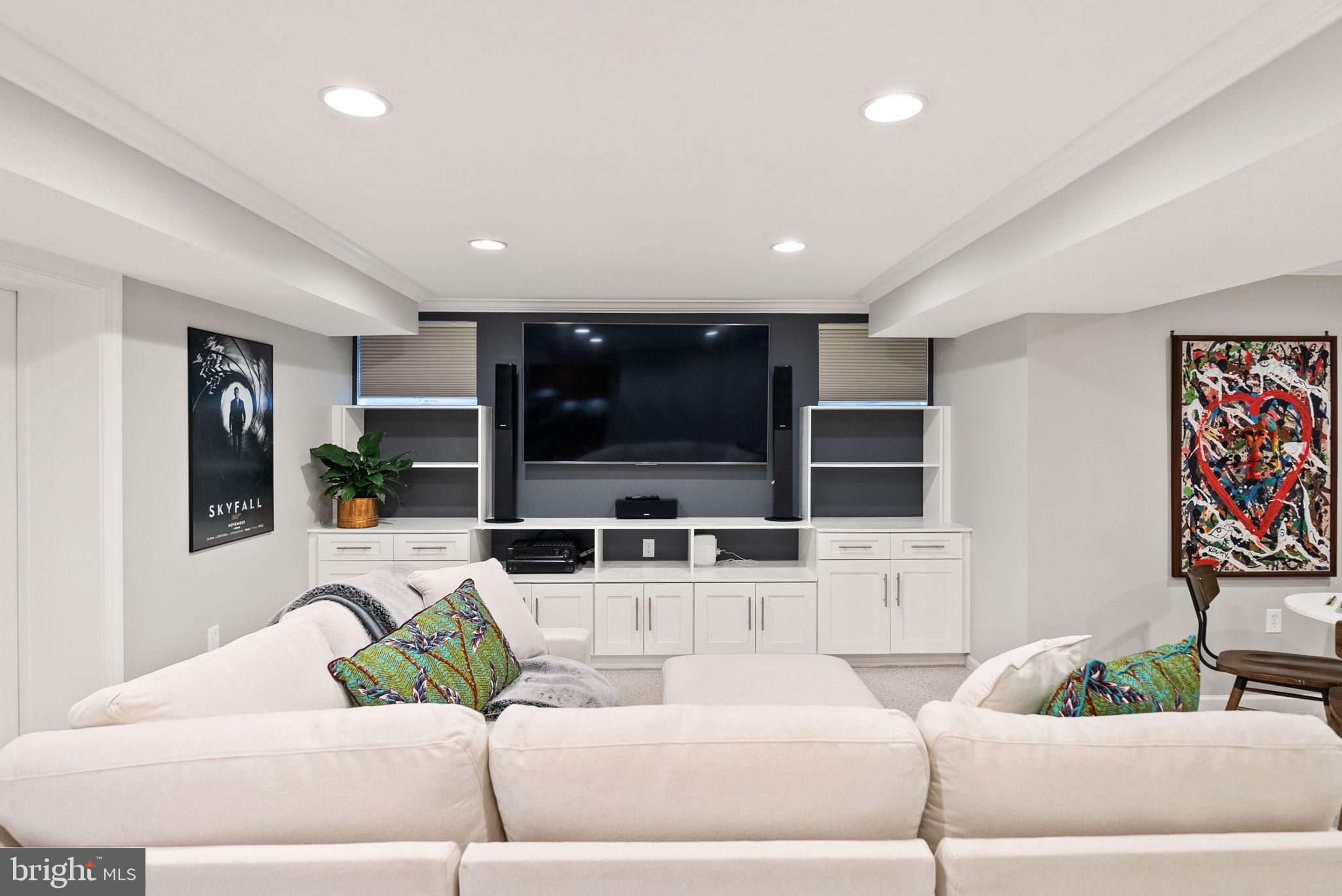 SHIRLEY WOODS - Residential