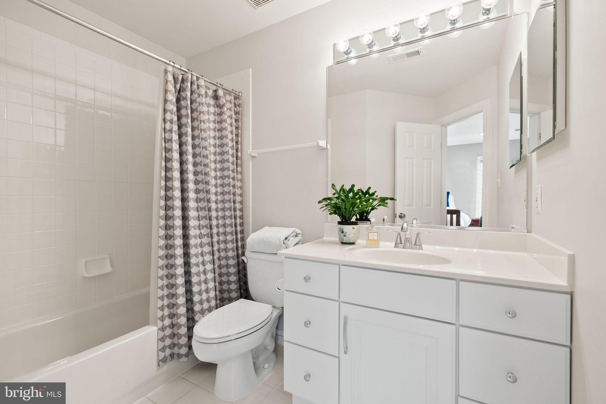 SHIRLEY WOODS - Residential