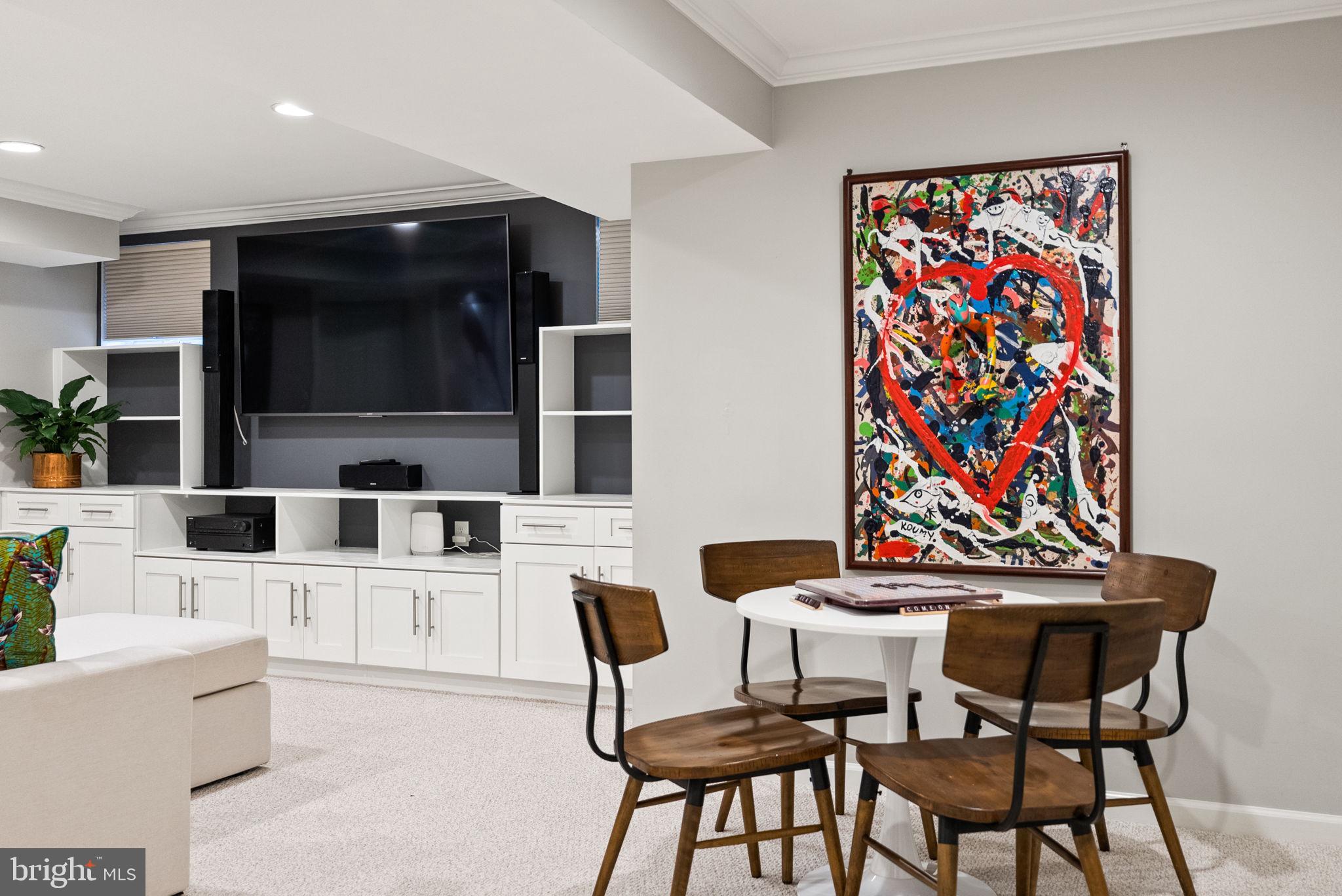 SHIRLEY WOODS - Residential