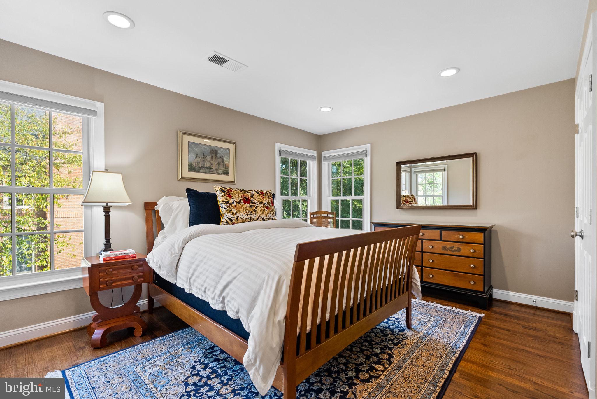 SHIRLEY WOODS - Residential