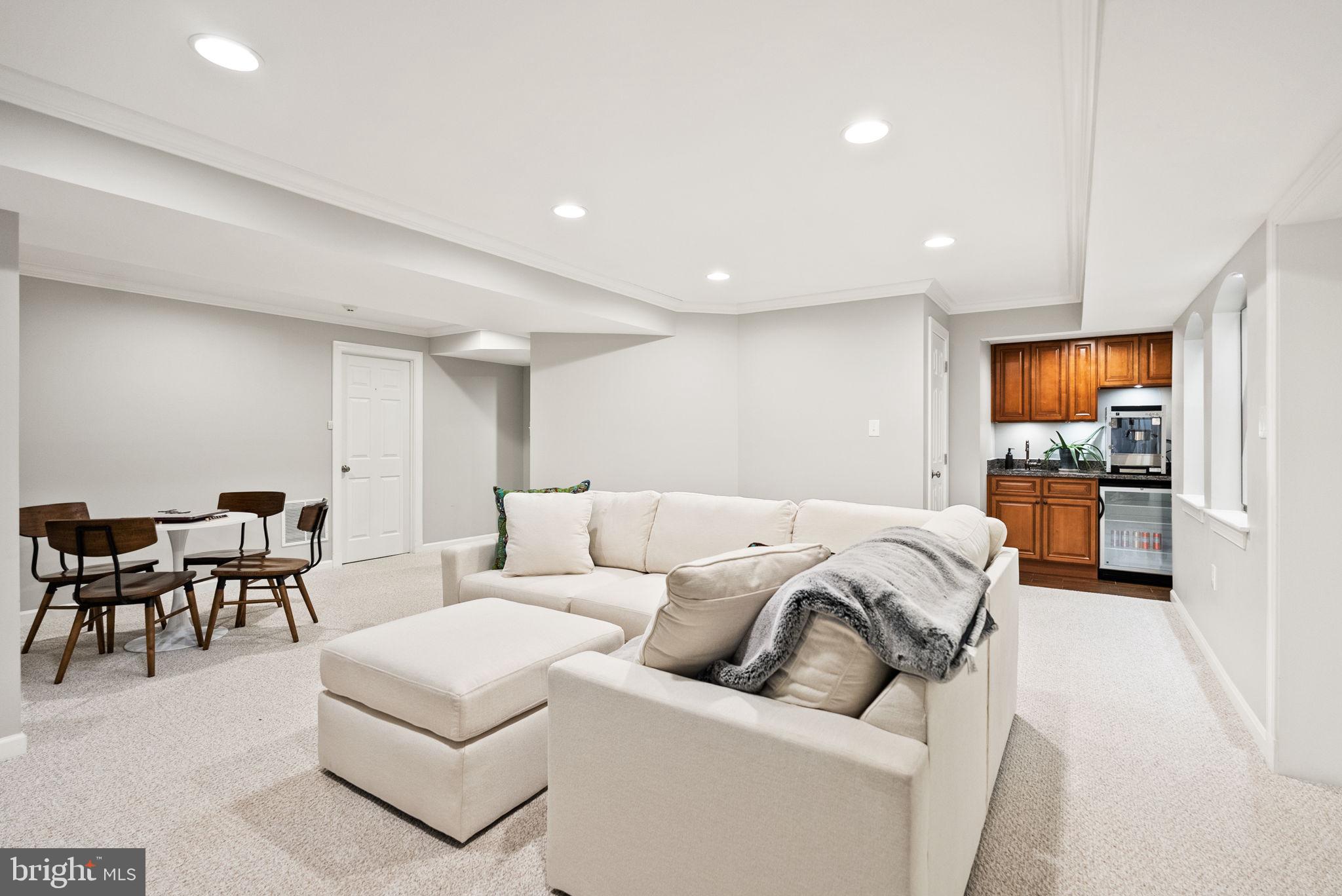 SHIRLEY WOODS - Residential