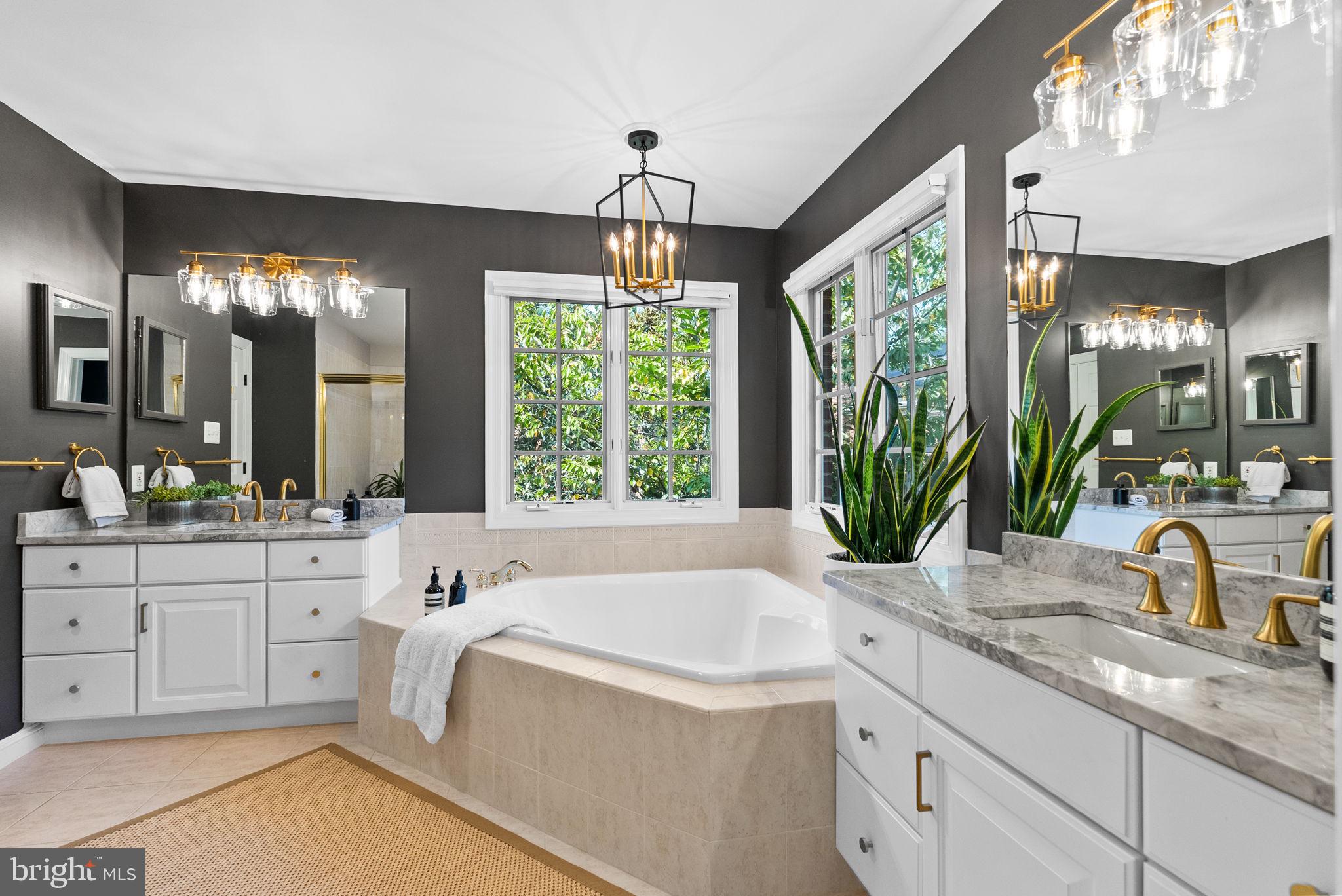 SHIRLEY WOODS - Residential