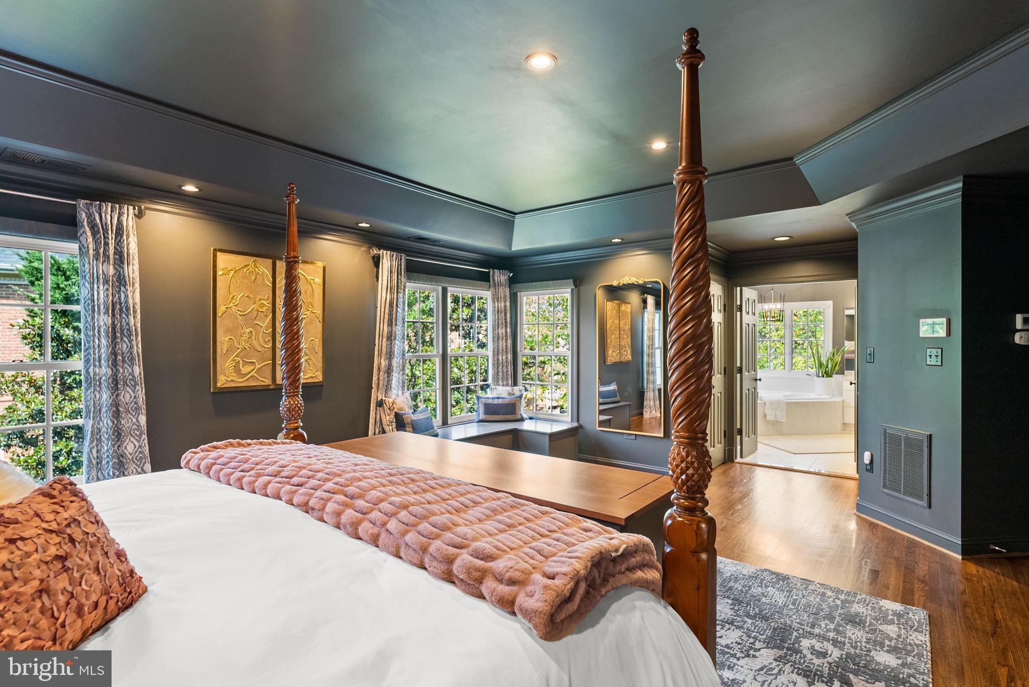 SHIRLEY WOODS - Residential