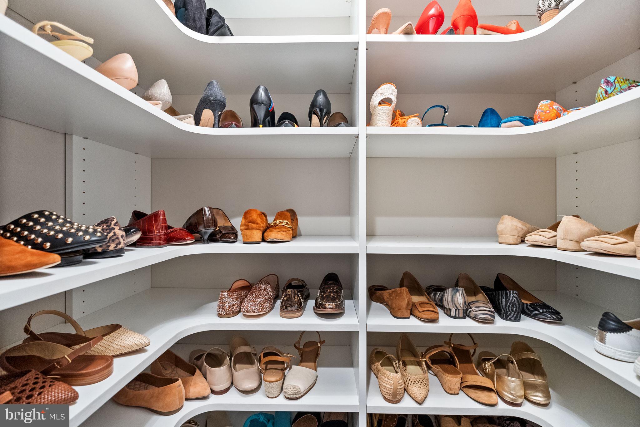 SHIRLEY WOODS - Residential