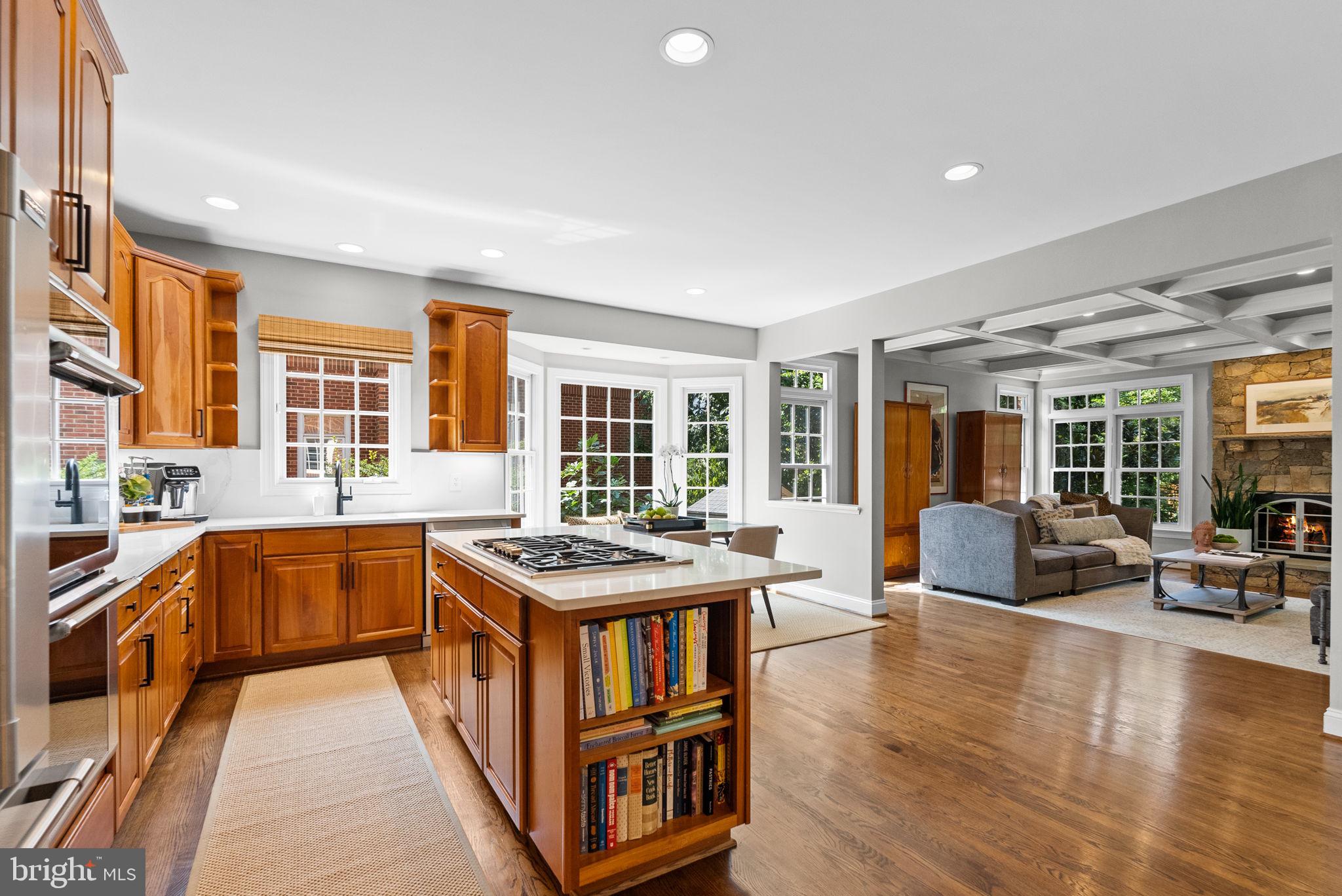 SHIRLEY WOODS - Residential