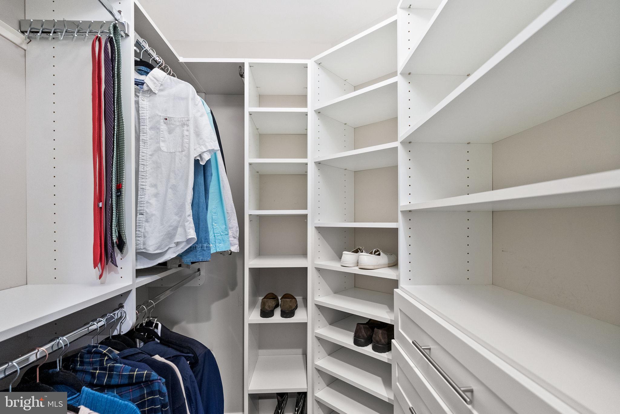 SHIRLEY WOODS - Residential