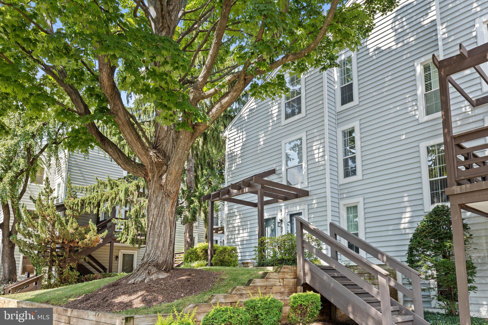 10178 OAKTON TERRACE ROAD 178