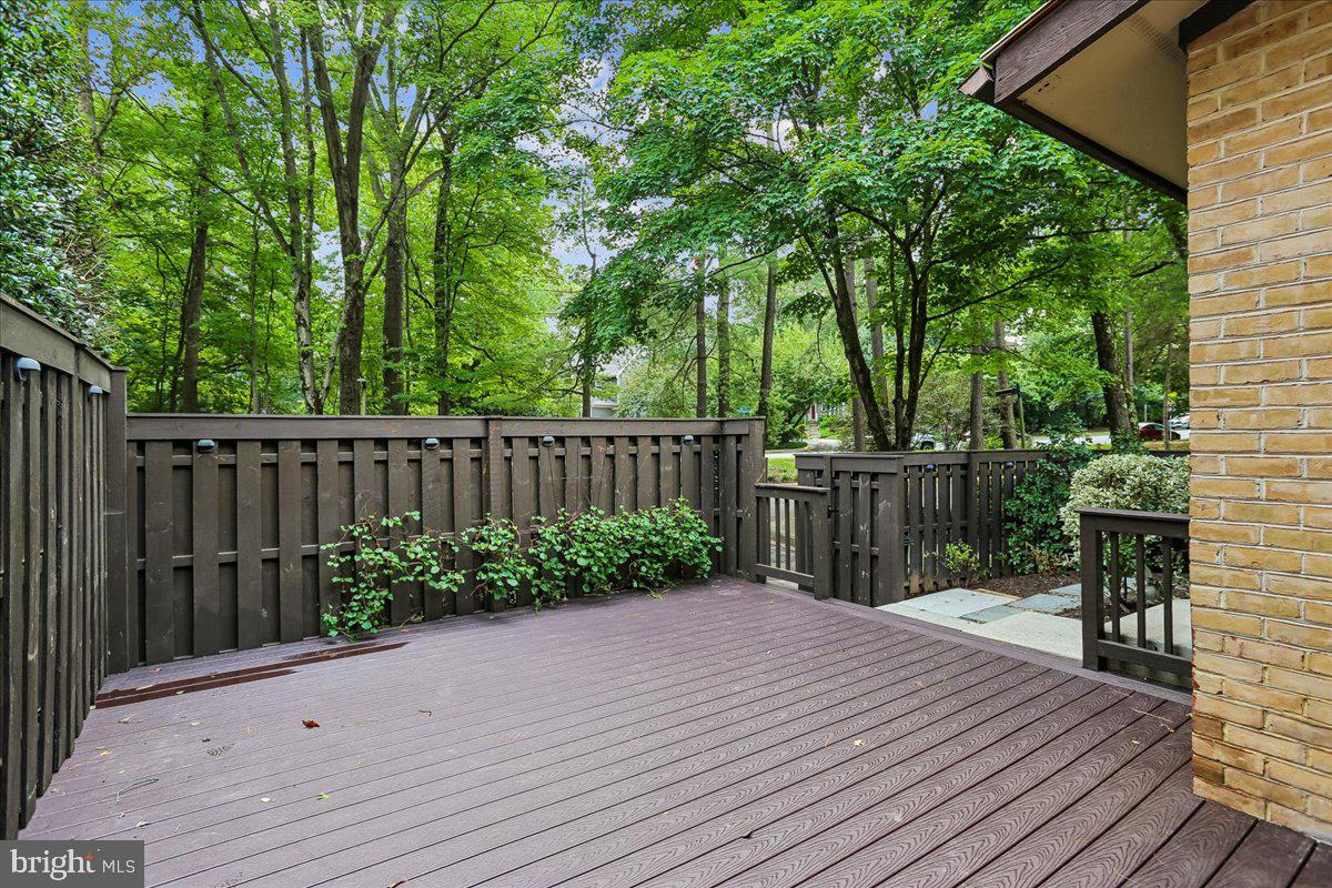 11310 DOCKSIDE CIRCLE