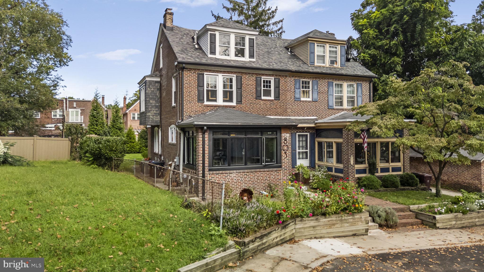 803 W 27TH STREET