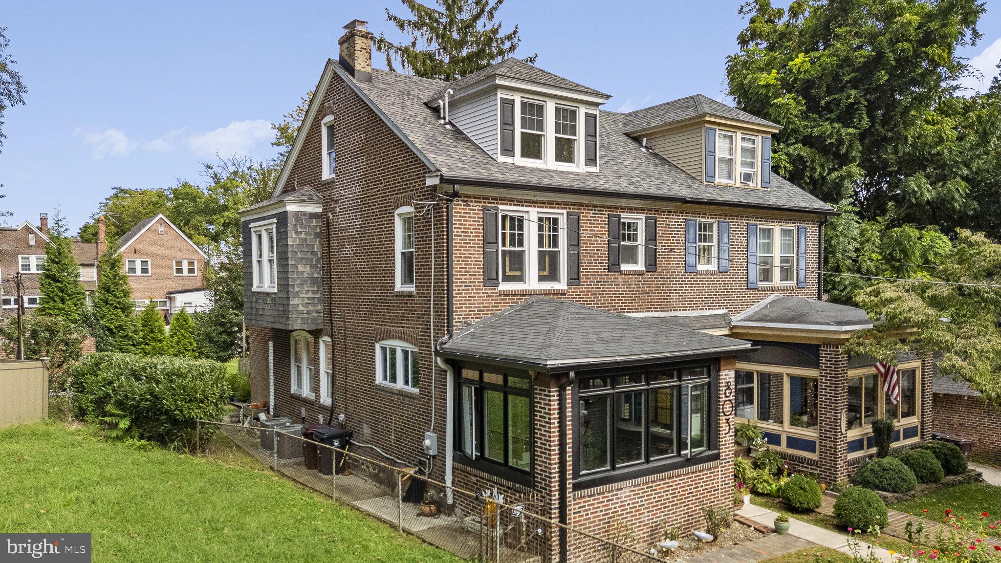 803 W 27TH STREET