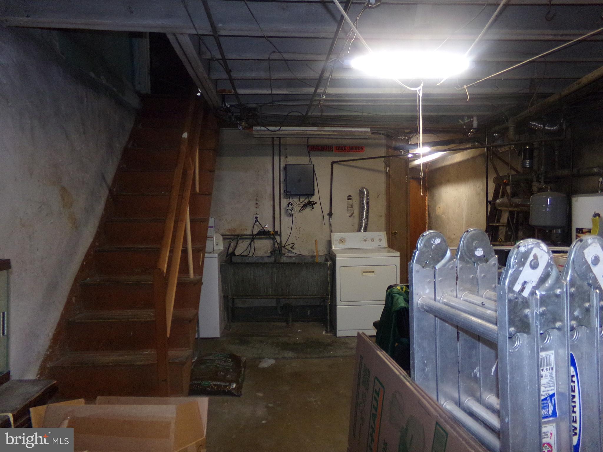 FERN ROCK - Residential