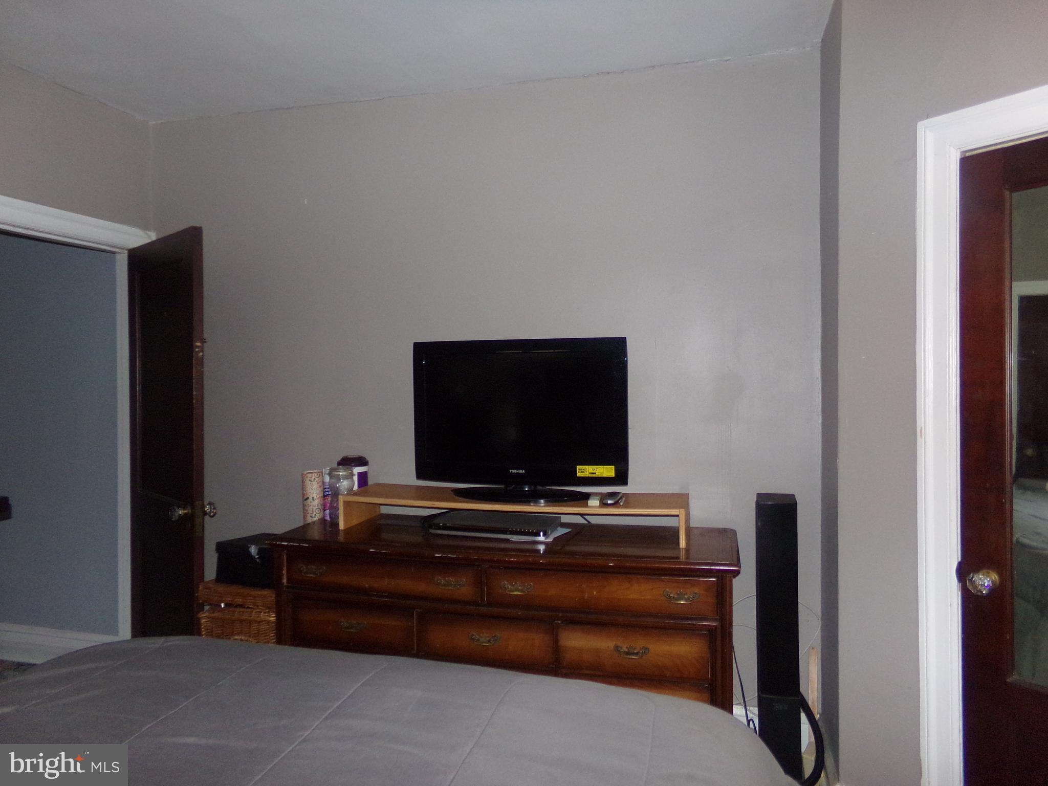 FERN ROCK - Residential