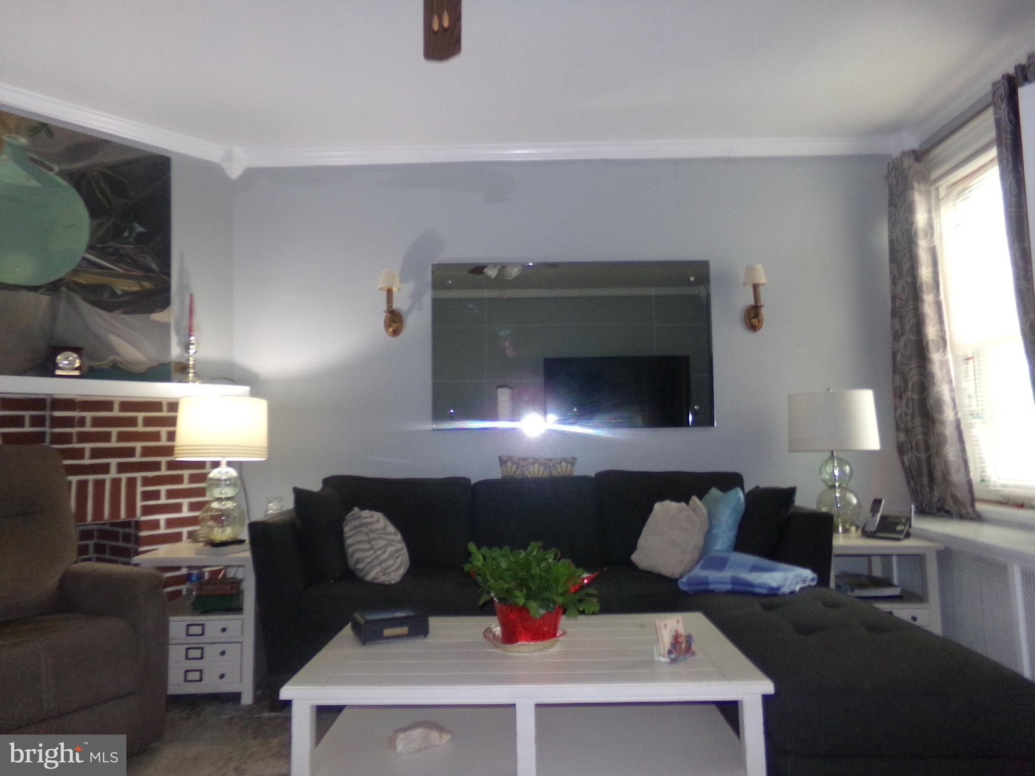 FERN ROCK - Residential