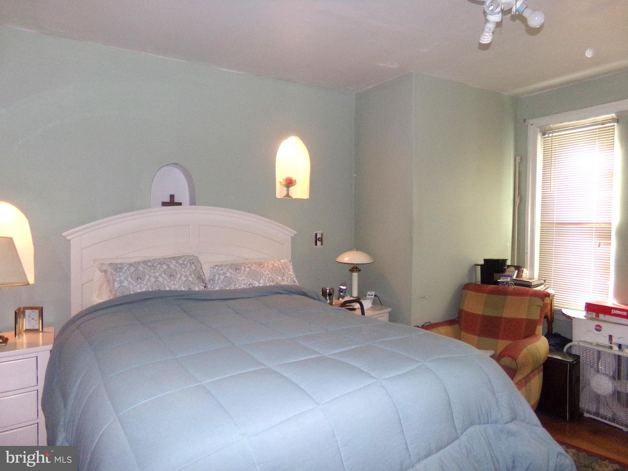 FERN ROCK - Residential