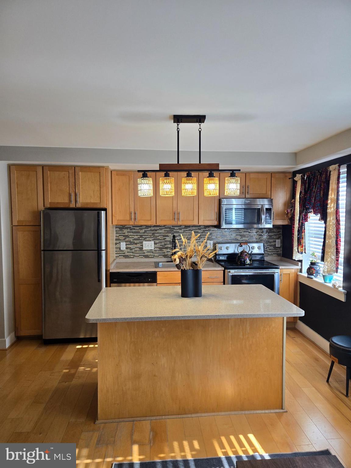 210 OAKWOOD STREET SE 304