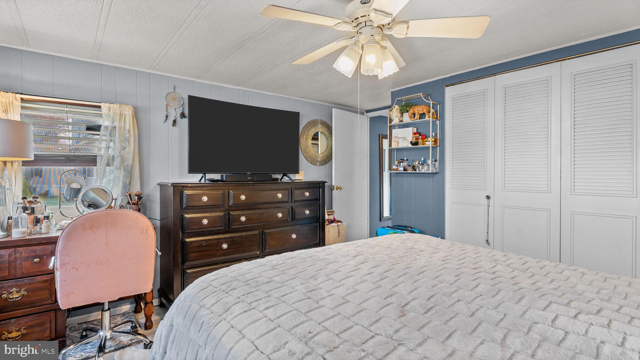 FEASTERVILLE - Residential