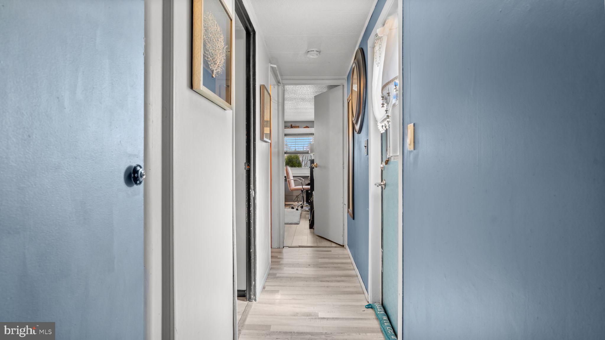 FEASTERVILLE - Residential