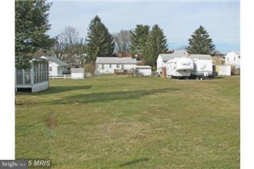 50 X 150 level lot with Westminster City utilities available. Property not located in city limits. seller has approval to hook up to water & sewer with the Westminster City for water and sewer availability and fees .You must settle in 30 days This lot is ready to go