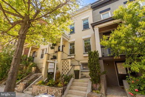2620 11TH STREET NW WASHINGTON DC 20001