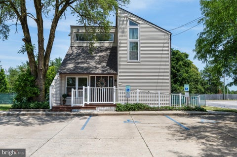 Photo of 100 Holly Dell Drive, SEWELL, NJ 08080 (MLS # NJGL2074598)