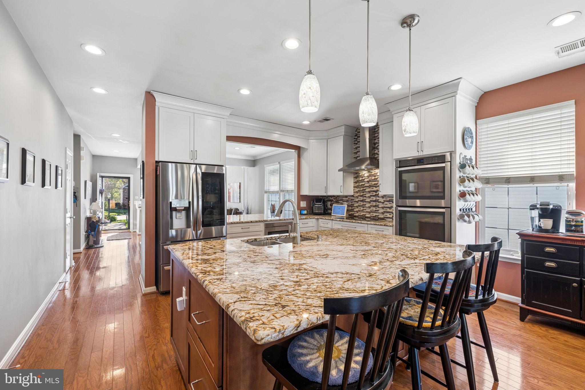 FOUR SEASONS IN HISTORIC VIRGINIA - Residential