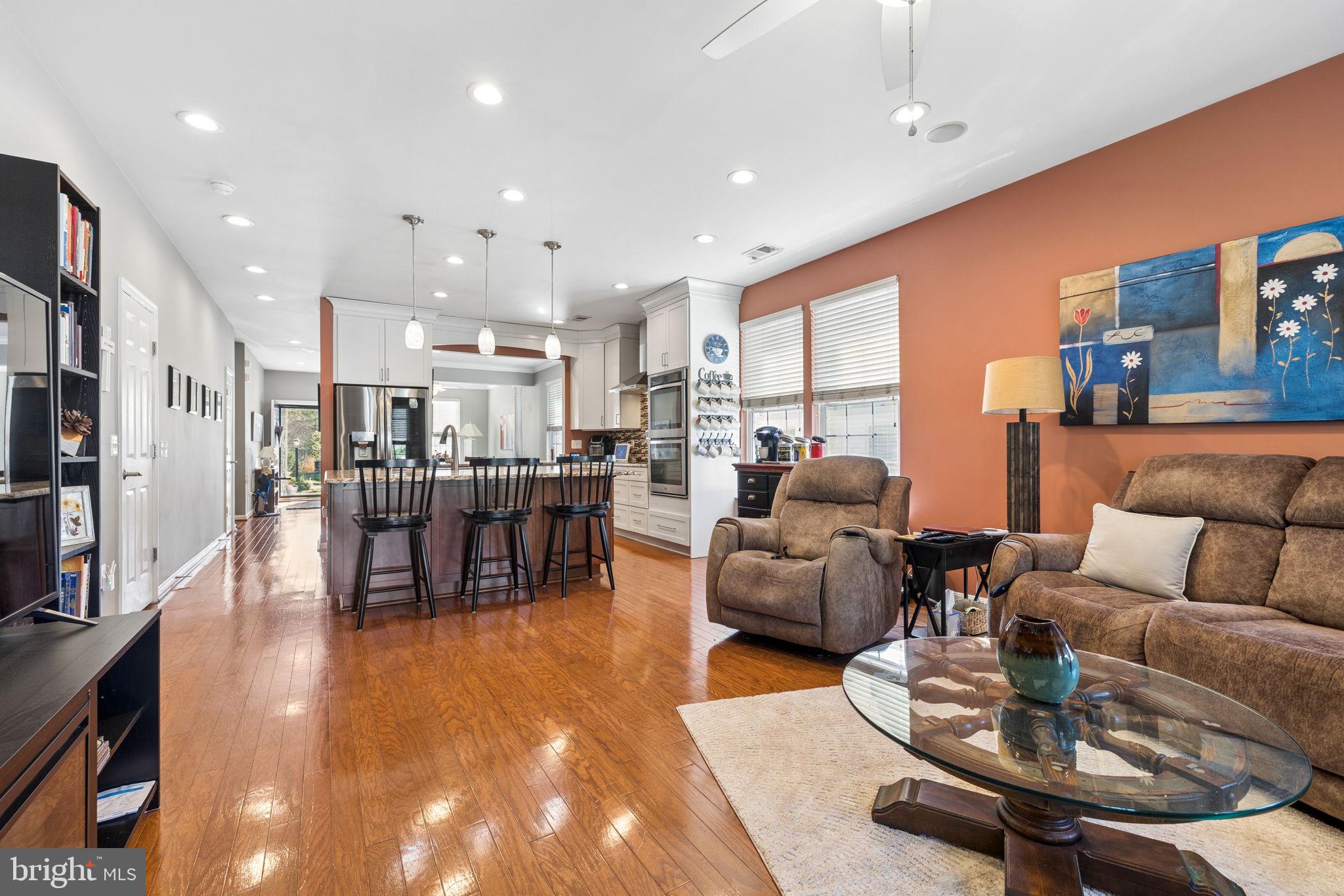 FOUR SEASONS IN HISTORIC VIRGINIA - Residential