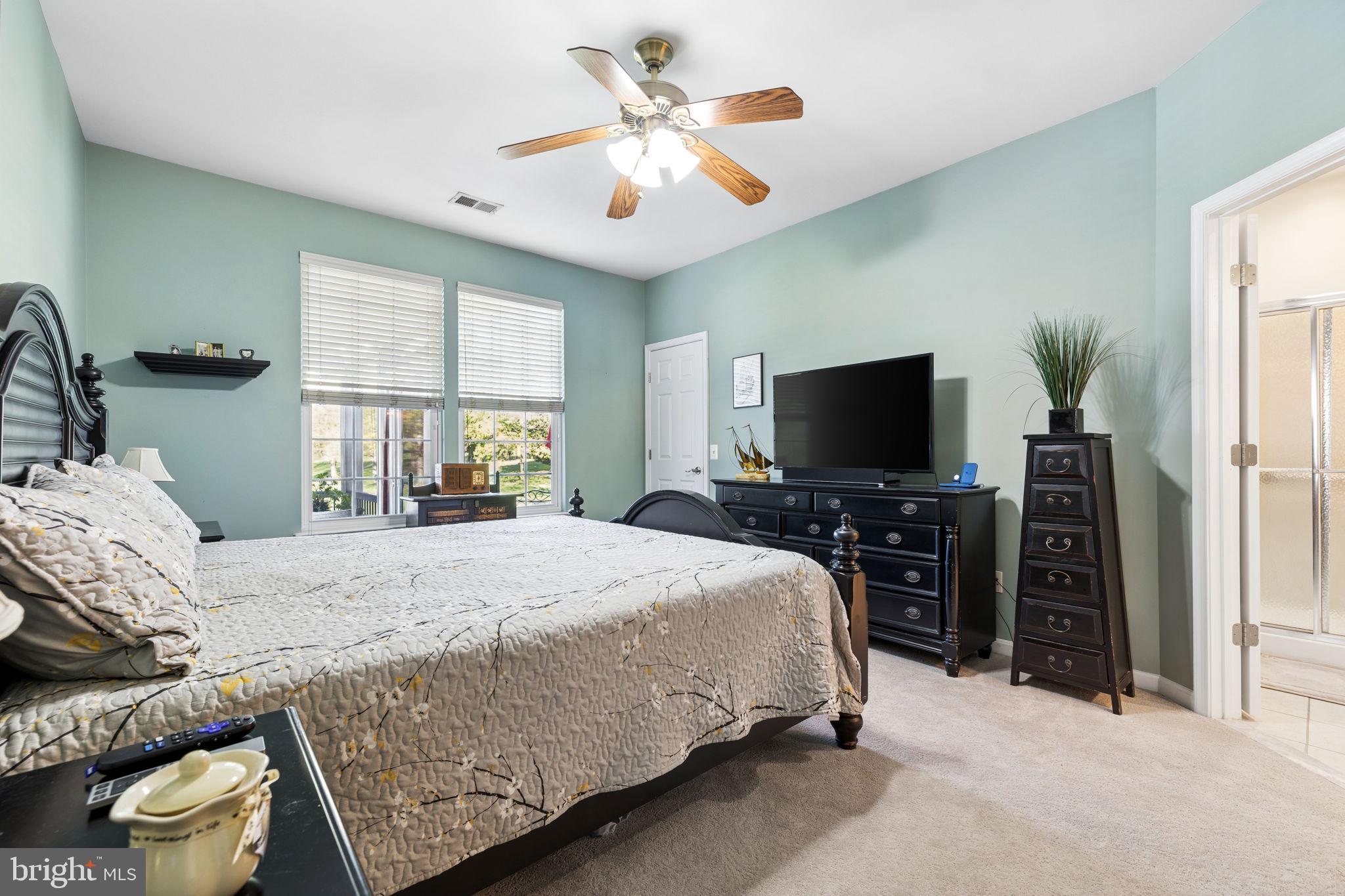 FOUR SEASONS IN HISTORIC VIRGINIA - Residential