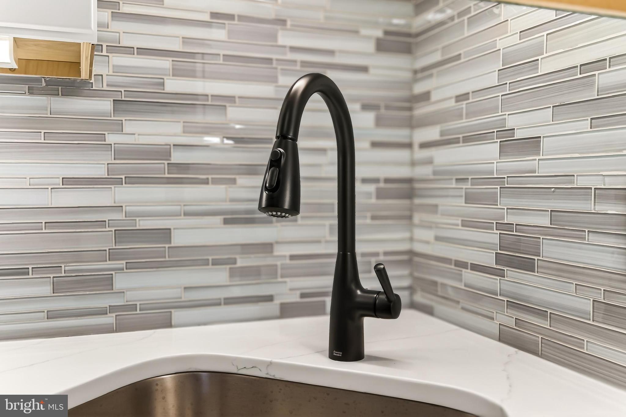 GEORGE MASON VILLAGE - Residential