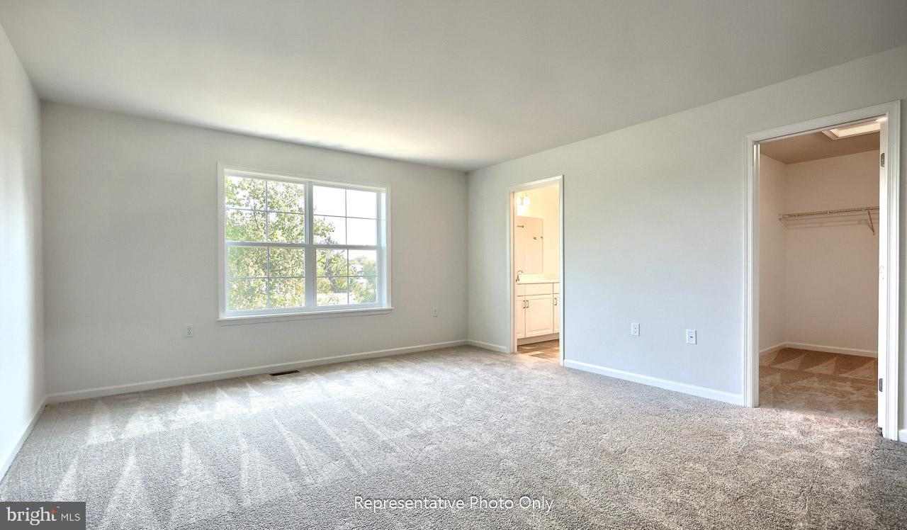 THE TOWNES AT BRIAR CREEK - Residential