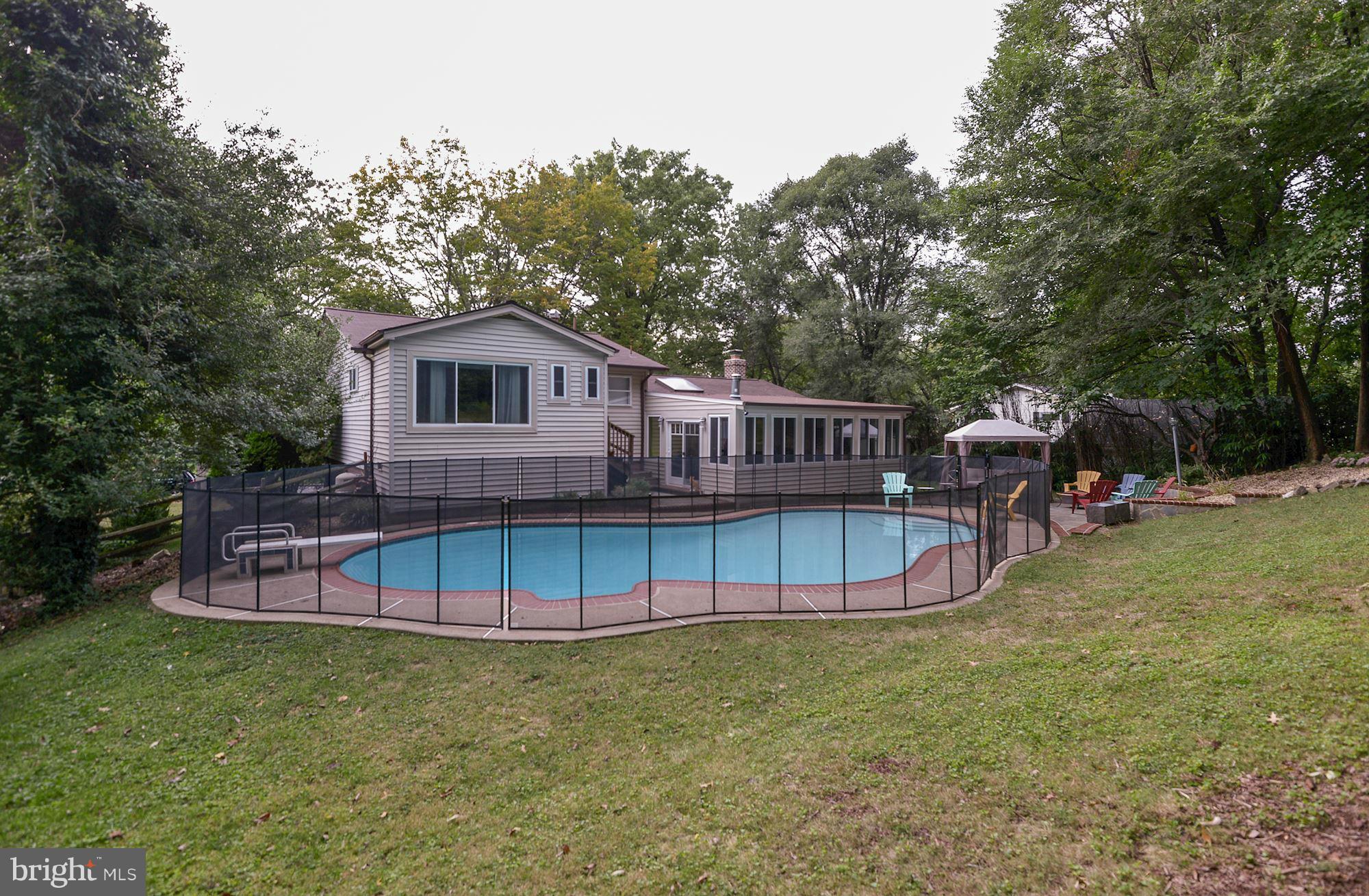 SLEEPY HOLLOW ESTATES - Residential