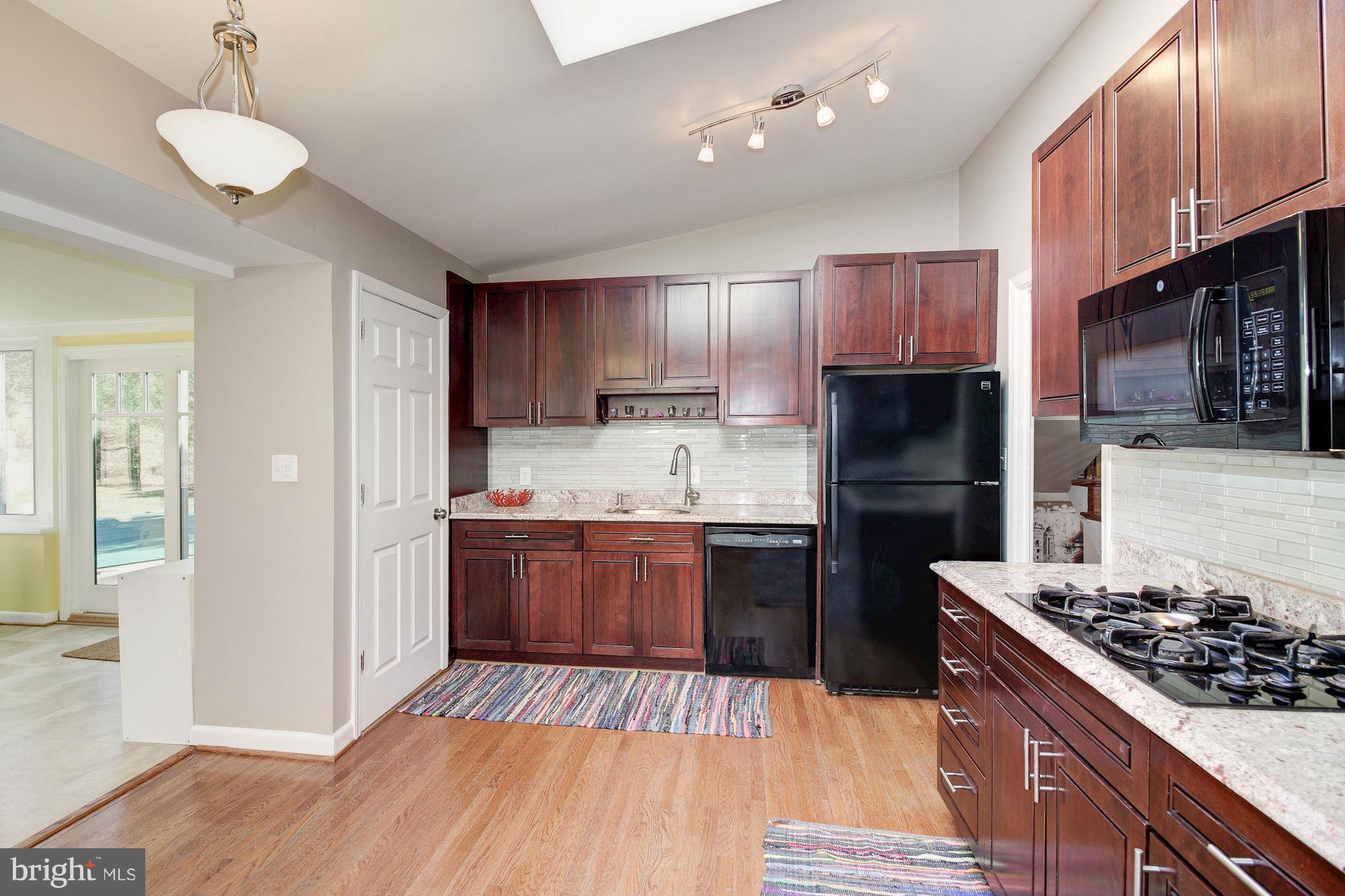 SLEEPY HOLLOW ESTATES - Residential