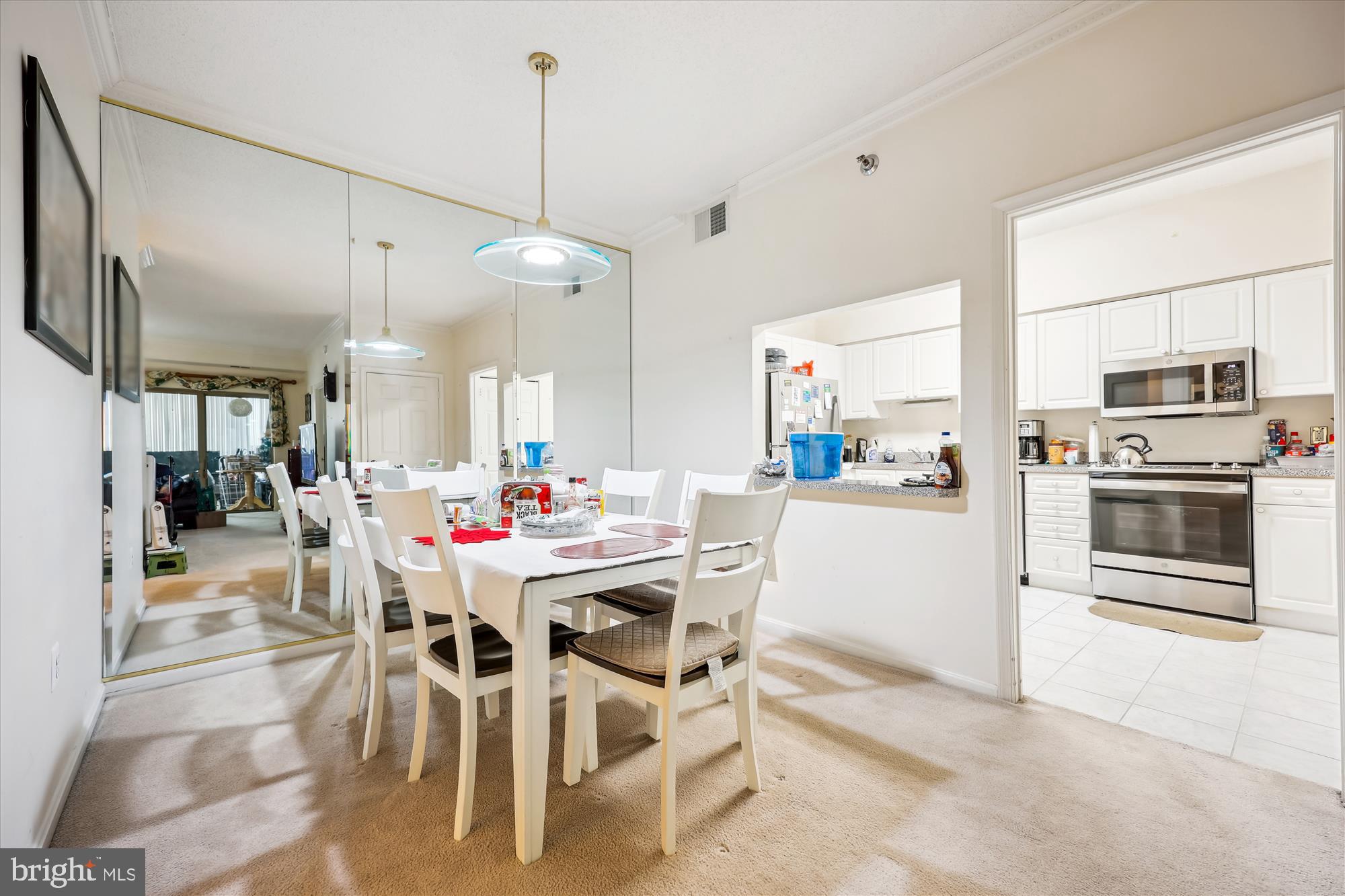 TURNBERRY COURTS AT LEIS - Residential