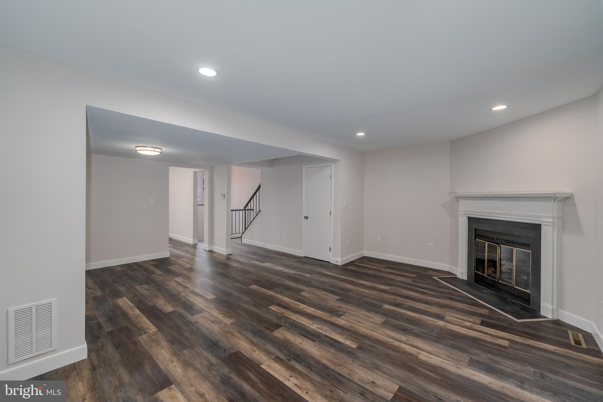 DONCASTER VILLAGE - Residential